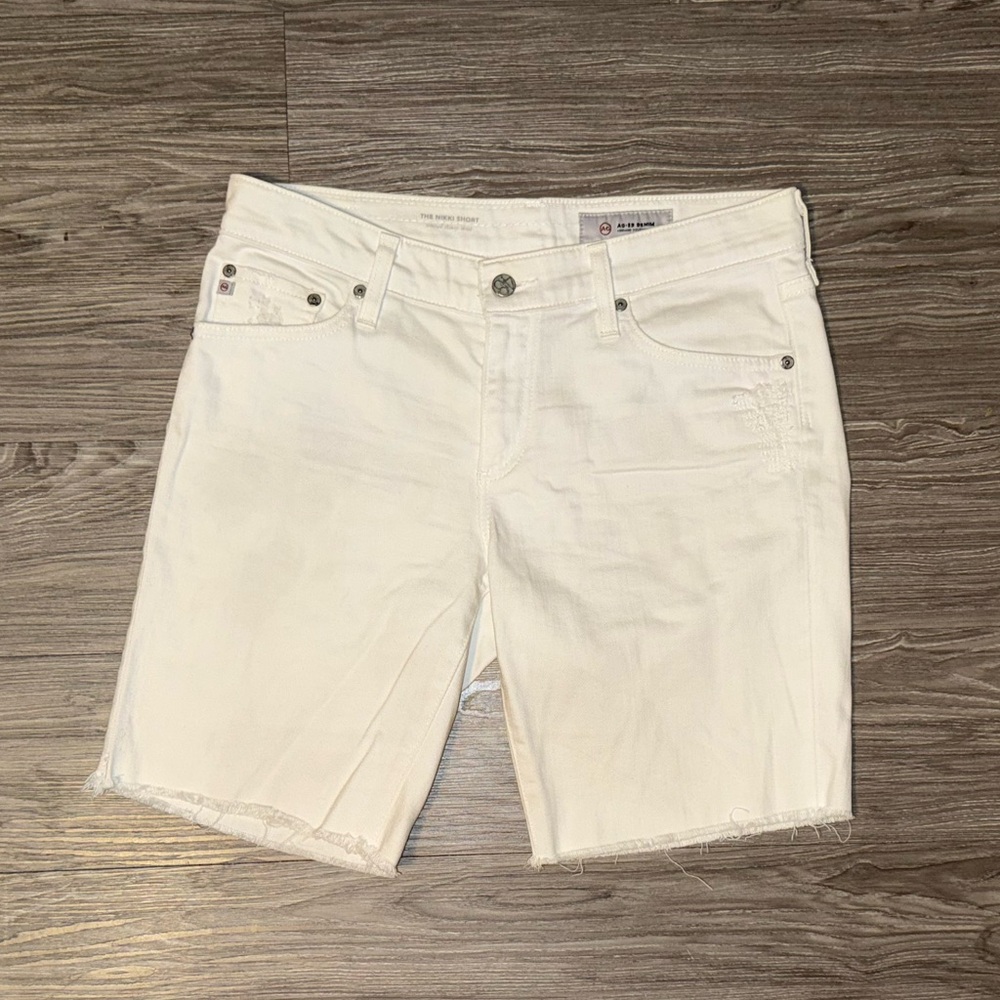 AG ADRIANO GOLDSCHMIED The Nikki Shorts White Denim Jean Shorts Women's Size 28R